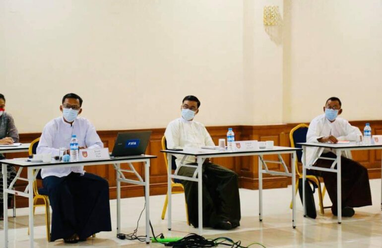 မြန်မာနိုင်ငံ ဘောလုံးအဖွဲ့ချုပ် ဒိုင်ကော်မတီ အစည်းအဝေးသို့ ဒု- ဥက္ကဌ အဖြစ် တာဝန် ယူနေသော Chinland FC အသင်း ဥက္ကဌ NC Thawng Tha Thang တက်ရောက်