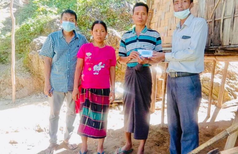 Chinland FC မှ Chinland for Paletwa အစီအစဉ်ဖြင့် ချင်းပြည်နယ်၊ ပလက်၀ဒေသရှိ စစ်ဘေးရှောင်ပြည်သူများအား စတုတ္ထအကြိမ်ဖြင့် သိန်း(၅၀) ပါဝင်လှူဒါန်းခြင်း